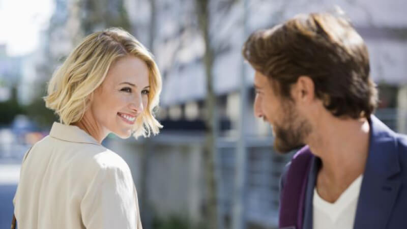 Hoe Vind Ik Een Vrouw? De 3 Beste Plekken om te Versieren